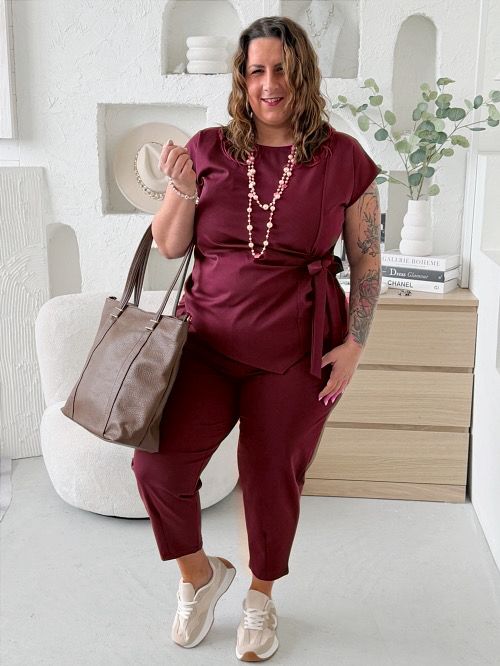 Souprava Madame Chic do 3XL - vínový
